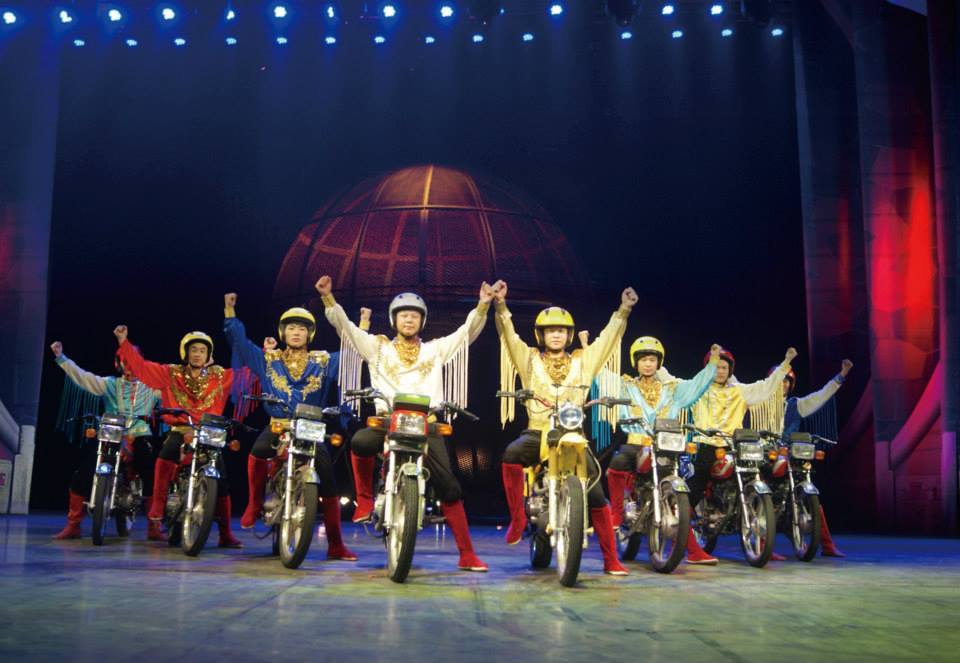 Chaoyang Theatre Acrobatic Show