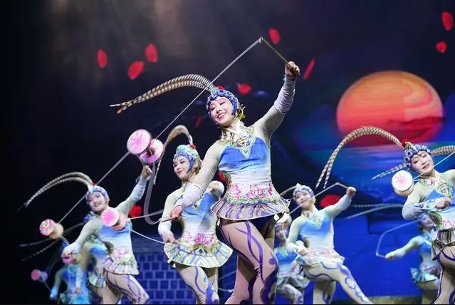 Dongtu Theatre Beijing Acrobatic Show