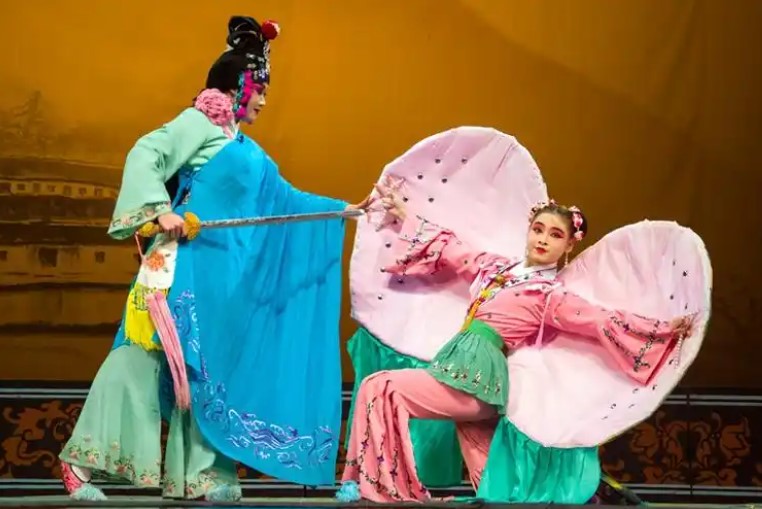 Assassinating Bang Beijing Liyuan Theater Opera Show